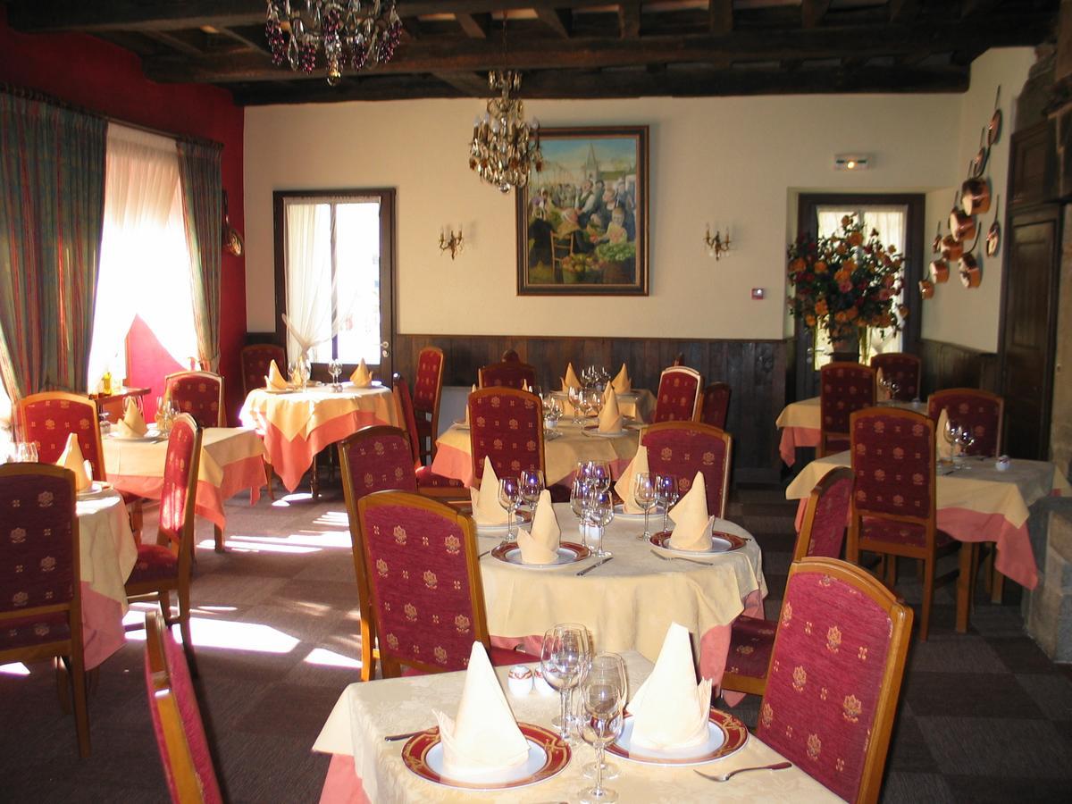 Le Pelican Hotel Rochefort-en-Terre Ngoại thất bức ảnh